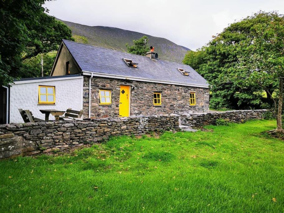 Skelligs Coast, Ring Of Kerry * Cahersiveen